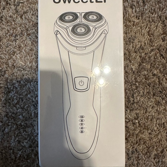 SweetLF Mens Electric Razor - Picture 2 of 2